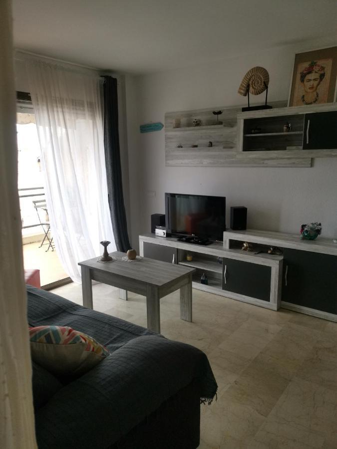 Pina Beach Holidays 라피네다 외부 사진