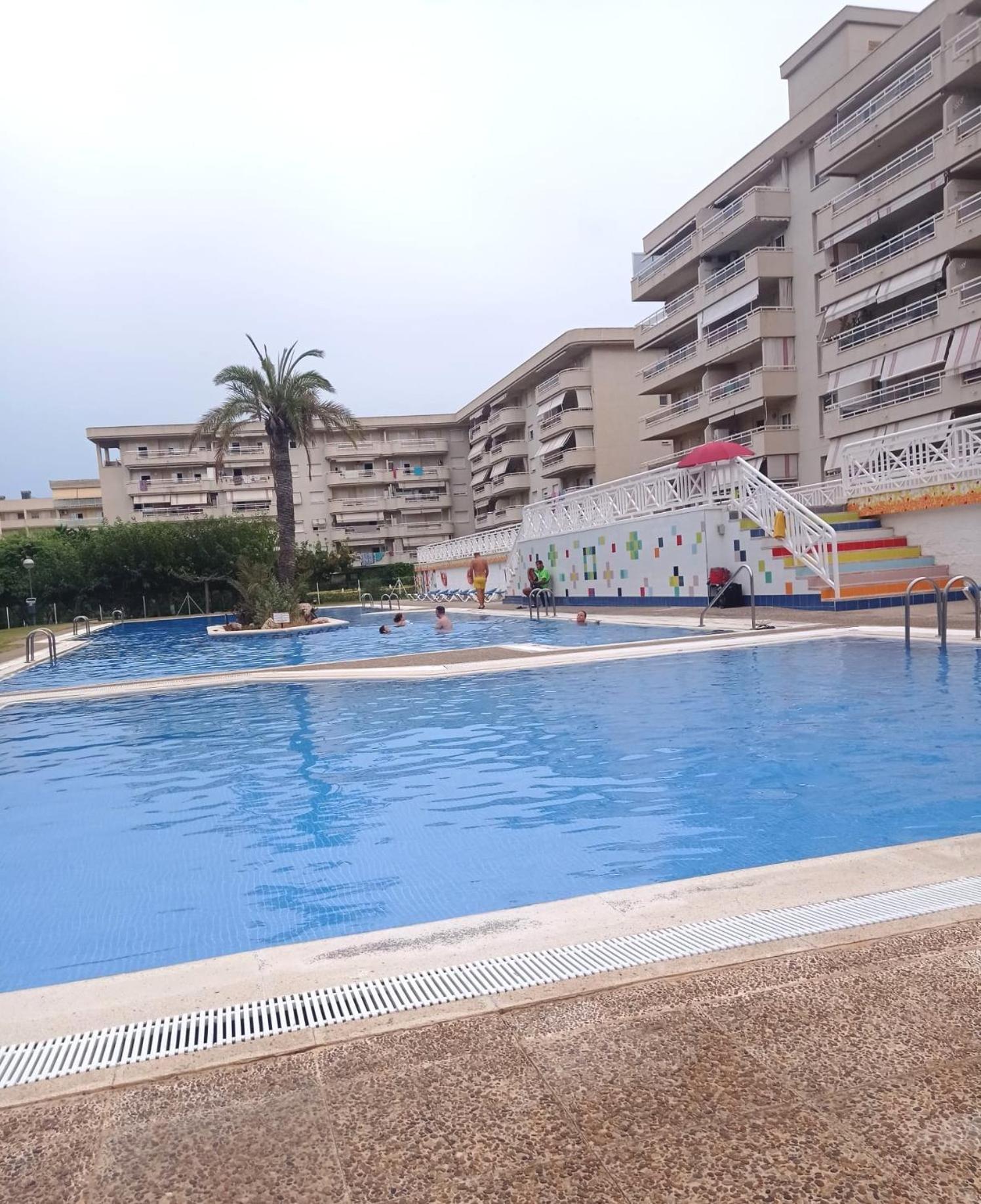 Pina Beach Holidays 라피네다 외부 사진